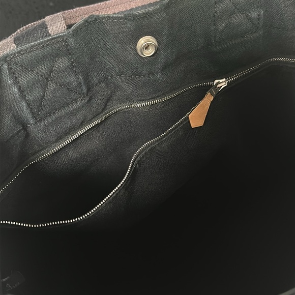 Authentic Hermes Foure Toute Navy & Grey tote - Picture 15 of 15